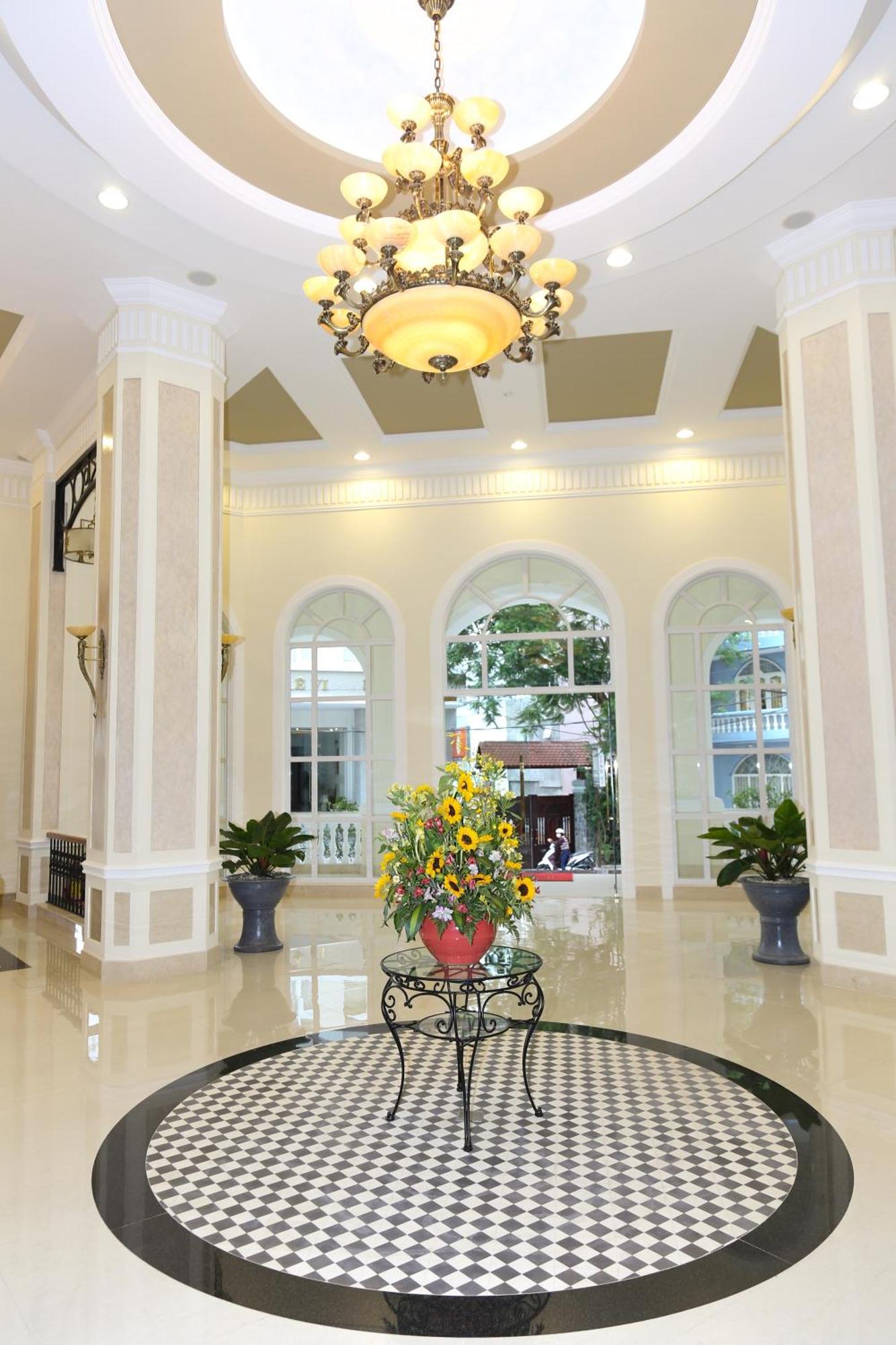 Iris Dalat Hotel Exterior foto